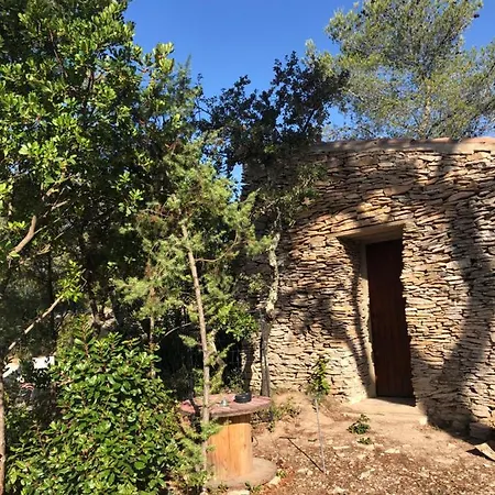 Le Clos Des Cigales לינה וארוחת בוקר
